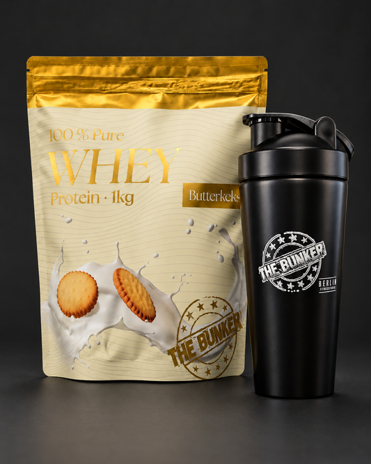 BUNKER Set mit 1 kg Butterkeks Whey und schwarzem Edelstahl-Shaker